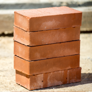 a stack of 5 red bricks